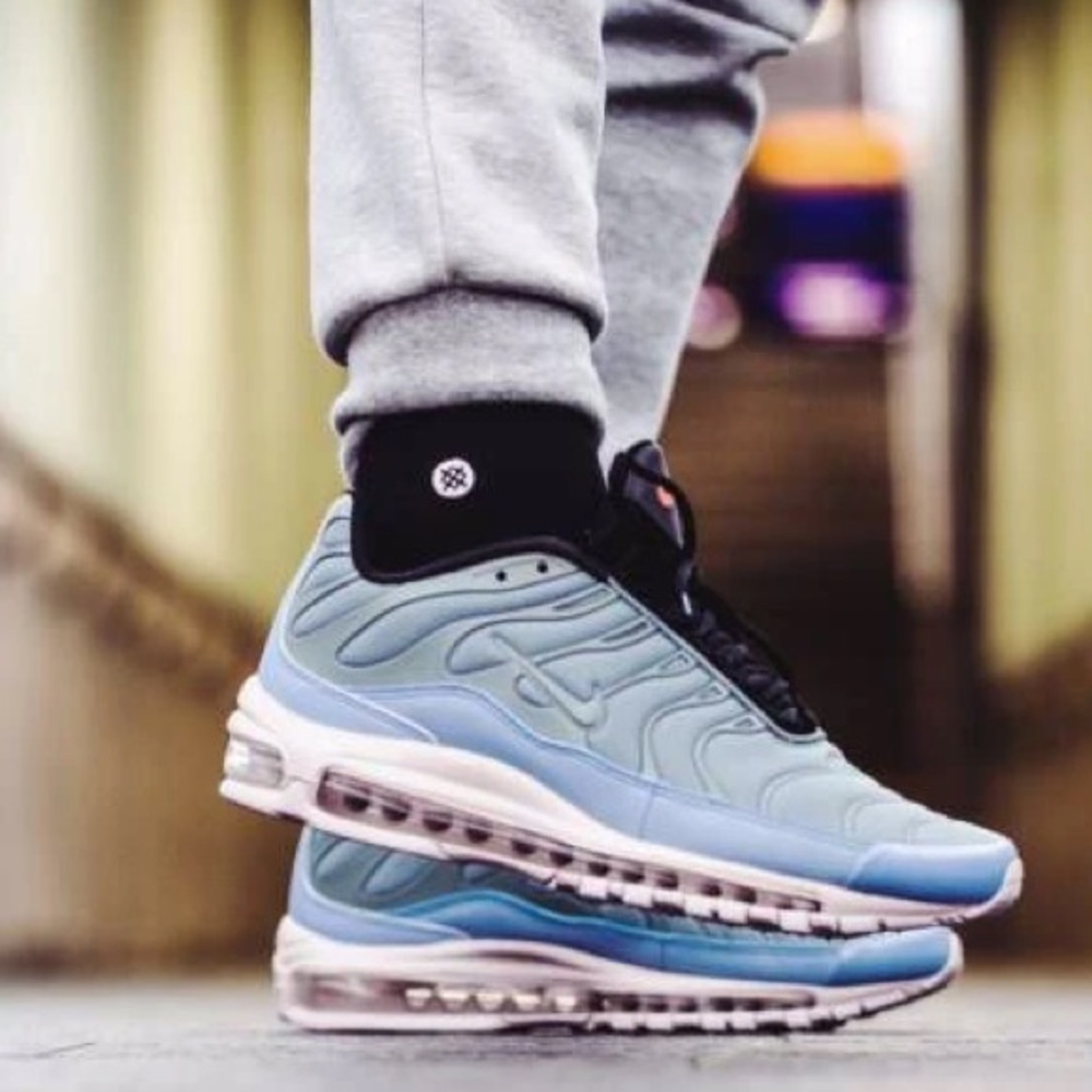 Nike AIR MAX 97 PLUS W9 M8.5
